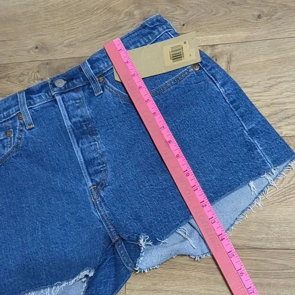 New Levi’s 501 Hand Distressed High Rise Cutoff Denim Shorts Men's size 30 - Picture 6 of 8